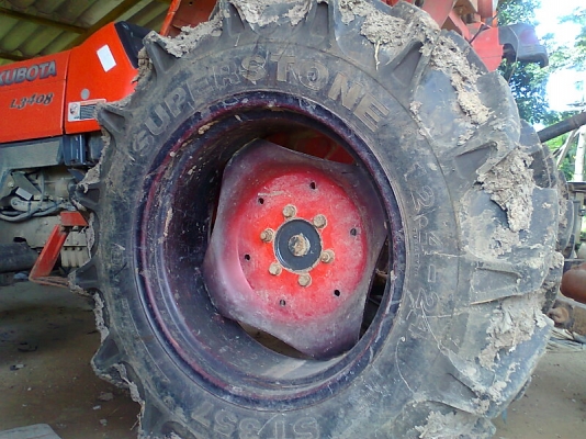 KUBOTA L3408 เลขไมล์ 2,2xx ชั่วโมง รถสวยกริ๊บ มียางใหม่ สี่เส้น มีทะเบียนครบ ราคาต่อรองได้ รถห้าง.