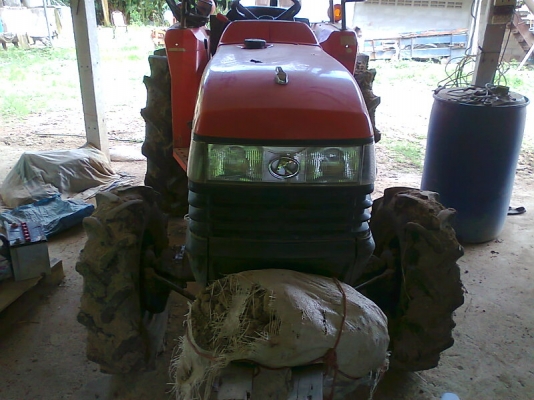 KUBOTA L3408 เลขไมล์ 2,2xx ชั่วโมง รถสวยกริ๊บ มียางใหม่ สี่เส้น มีทะเบียนครบ ราคาต่อรองได้ รถห้าง.