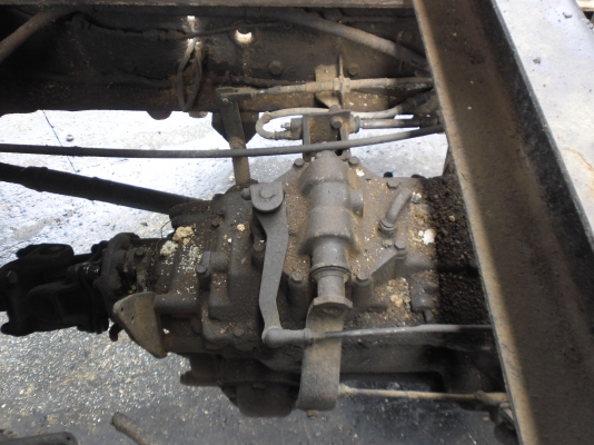 MITSUBISHI  FUSO ดั้ม  คัชซี FK 4166EZ- เลขเครื่องยนต์  6D15- 422   6 สูบ     แรงม้า       175