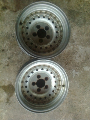 แมคหยดน้ำสวยๆ ขอบ 14 นิ้ว สภาพสวยๆ