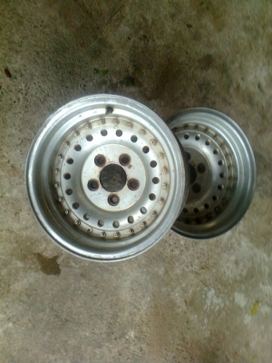 แมคหยดน้ำสวยๆ ขอบ 14 นิ้ว สภาพสวยๆ