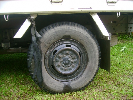 ISUZU NKR 66 E หัวการ์ตูน เครื่อง 4 HF1 125 แรง4 ล้อไม่ติดเวลา