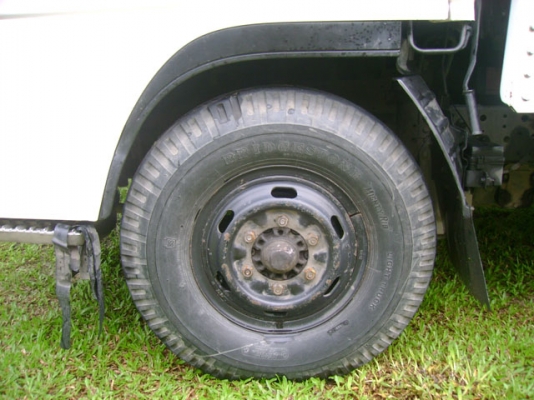 ISUZU NKR 66 E หัวการ์ตูน เครื่อง 4 HF1 125 แรง4 ล้อไม่ติดเวลา