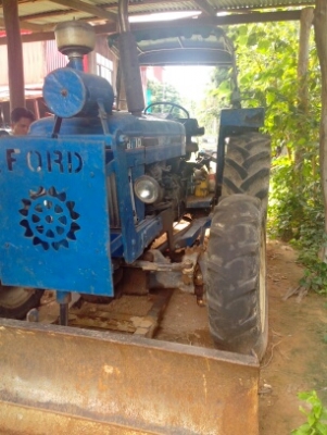 Ford 6610 เสื้อลายคนจน โฟวีล 2 เพลาแท้ หาง7 ใบดัน คานหน้า zf