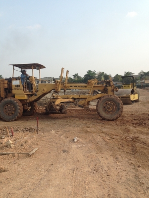 ขายรถเกรดเดอร์ Komatsu GD600R-1