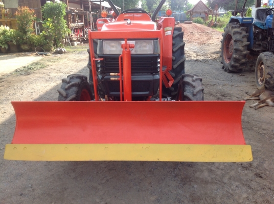 ปัญญาแทรคเตอร์มาแล้ว...จัดมาให้ครับ รีบโดยด่วน.คูโบต้า L4508 พร้อมใบมีดตราช้าง ผานCMT6x22 สภาพสวย