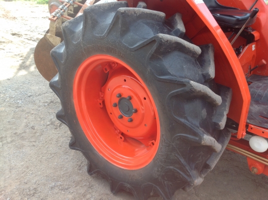 ปัญญาแทรคเตอร์มาแล้ว...จัดมาให้ครับ รีบโดยด่วน.คูโบต้า L4508 พร้อมใบมีดตราช้าง ผานCMT6x22 สภาพสวย