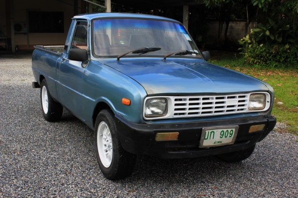 +++ ขายมาสด้าน้อย 4ขอ ทะเบียนโอน +++