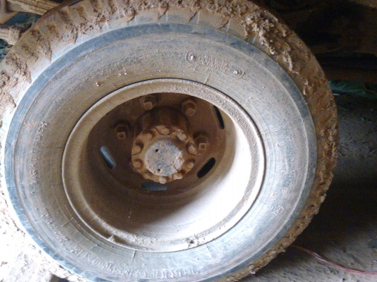 Hino สิงไฮเทค FD176 เครื่อง195 ยาง825 กะบะยาว 6 เมตร เบรคทิฟฟี่ กะจกไฟฟ้า มาลัยเพาเวอร แอร์เย็น Hino สิงไฮเทค FD176 เครื่อง195 ยาง825 กะบะยาว 6 เมตร เบรคทิฟฟี่ กะจกไฟฟ้า มาลัยเพาเวอร แอร์เย็น