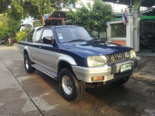 ขาย มิซูสตราด้า 4wd สภาพดี 170000