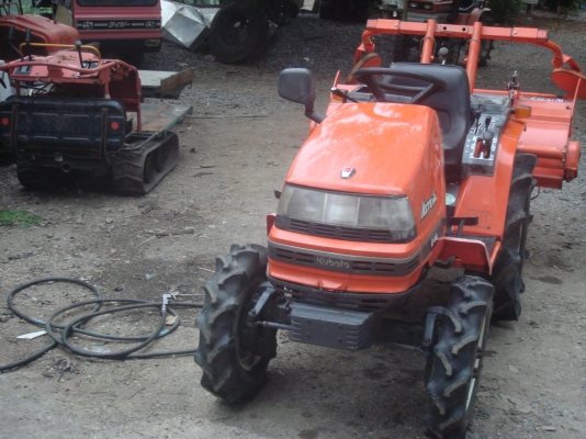 รถพรวนดิน