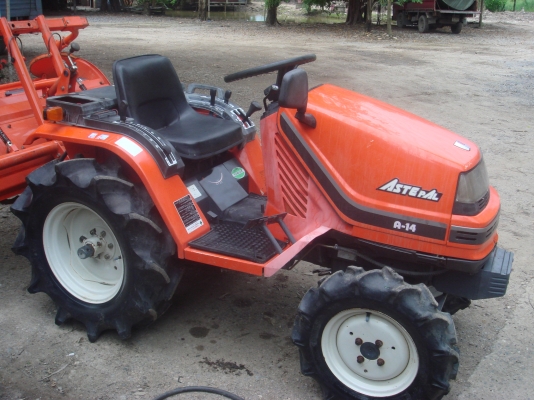 รถพรวนดิน