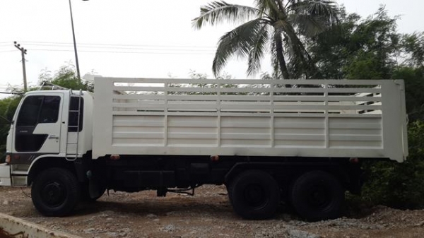 รถบรรทุก10ล้อราคาถูก เพียง1.35ล้าน!!!