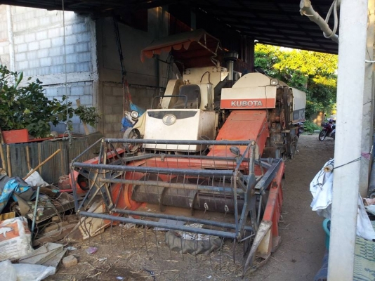 ขายรถเกี่ยวข้าวคูโบต้า DC60