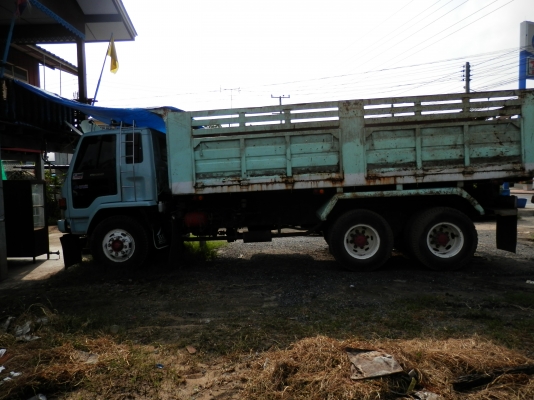 (ขายดาวน์)10ล้อดั้ม ISUZU ROCK 210 เจ้าของขับเอง