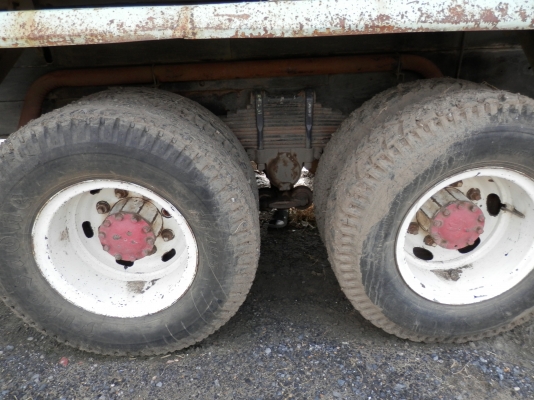 (ขายดาวน์)10ล้อดั้ม ISUZU ROCK 210 เจ้าของขับเอง