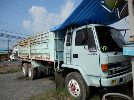 (ขายดาวน์)10ล้อดั้ม ISUZU ROCK 210 เจ้าของขับเอง
