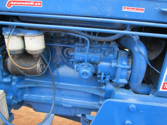 ขาย รถไถ   ford   77  T1   พร้อมใช้งาน