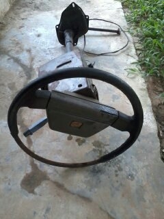 ขายด่วน พวงมาลัย NISSAN BIG M (หน้าตะแกรง) ลดให้สุดๆ 350 บาทด่วนๆเลยคับ