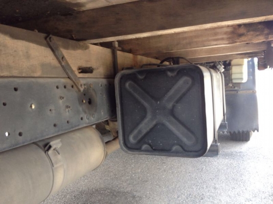 รถอีซูซุ 6 ล้อ รั่ว NPR 130 แรงม้า ปี 48 สนใจติดต่อ 081 - 6079515 รถอีซูซุ 6 ล้อ รั่ว NPR 130 แรงม้า ปี 48 สนใจติดต่อ 081 - 6079515