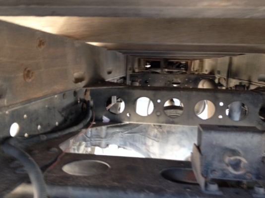 รถอีซูซุ 6 ล้อ รั่ว NPR 130 แรงม้า ปี 48 สนใจติดต่อ 081 - 6079515 รถอีซูซุ 6 ล้อ รั่ว NPR 130 แรงม้า ปี 48 สนใจติดต่อ 081 - 6079515