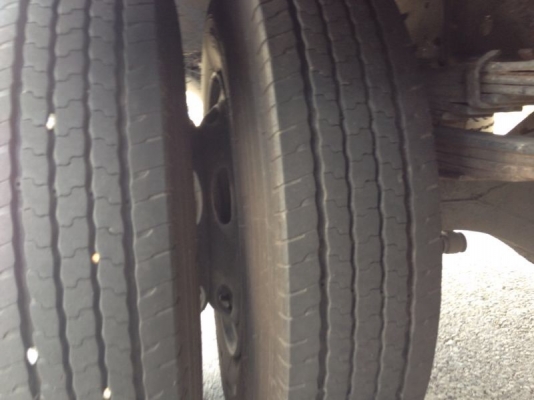 รถอีซูซุ 6 ล้อ รั่ว NPR 130 แรงม้า ปี 48 สนใจติดต่อ 081 - 6079515 รถอีซูซุ 6 ล้อ รั่ว NPR 130 แรงม้า ปี 48 สนใจติดต่อ 081 - 6079515