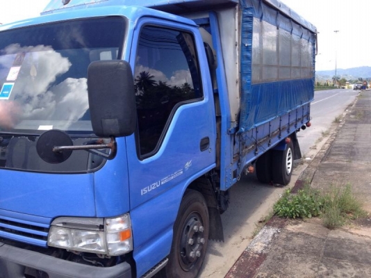 รถอีซูซุ 6 ล้อ รั่ว NPR 130 แรงม้า ปี 48 สนใจติดต่อ 081 - 6079515 รถอีซูซุ 6 ล้อ รั่ว NPR 130 แรงม้า ปี 48 สนใจติดต่อ 081 - 6079515