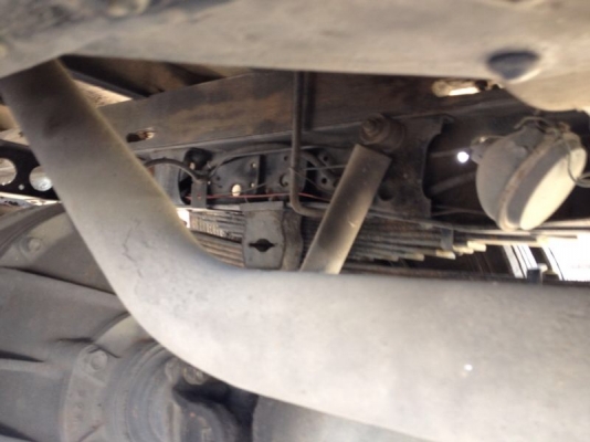 รถอีซูซุ 6 ล้อ รั่ว NPR 130 แรงม้า ปี 48 สนใจติดต่อ 081 - 6079515 รถอีซูซุ 6 ล้อ รั่ว NPR 130 แรงม้า ปี 48 สนใจติดต่อ 081 - 6079515