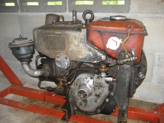 ขายเครื่องยนต์YANMAR พร้อมแท่นวาง