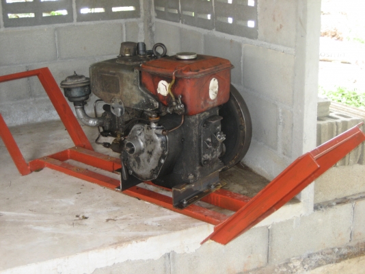 ขายเครื่องยนต์YANMAR พร้อมแท่นวาง