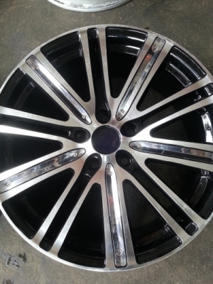 แม็กขอบ 18 5รู114 มี 1คู่ ราคา 2,700บาท