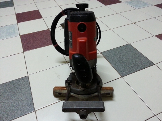 ขายเราเตอร์เจาะตกแต่งลายไม้ทำงานได้หลากหลายสภาพสวยๆครับ ขายเราเตอร์เจาะตกแต่งลายไม้ทำงานได้หลากหลายสภาพสวยๆครับ