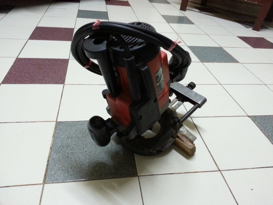 ขายเราเตอร์เจาะตกแต่งลายไม้ทำงานได้หลากหลายสภาพสวยๆครับ ขายเราเตอร์เจาะตกแต่งลายไม้ทำงานได้หลากหลายสภาพสวยๆครับ