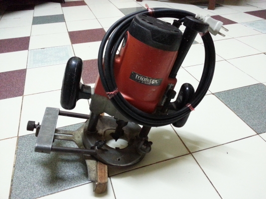 ขายเราเตอร์เจาะตกแต่งลายไม้ทำงานได้หลากหลายสภาพสวยๆครับ