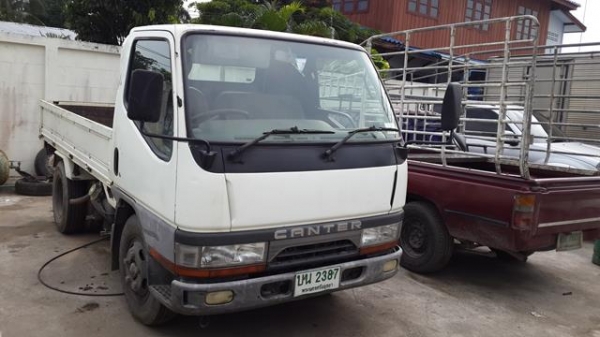 ขายรถกระบะ Mitsubishi Canter ราคาถูก