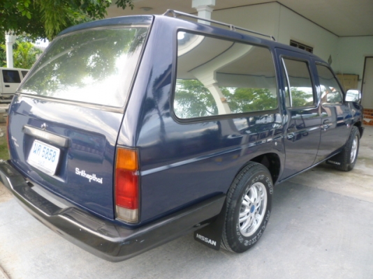 นิสสันแวน  รถครอบครัว เลขทะเบียนสวย