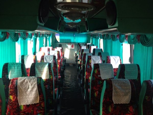 ด่วนขายรถทัวร์ราคาถูก 580,000บาท สภาพดี เครื่องฮีโน่ eh700 รถวิ่งทัวร์เกาหลี  ไต้หวันรถบัสมือสองสภาพดี ขนาดกลาง 32 ที่นั่ง  TEL.0898945755_รถอยู่ภูเก็ตค่ะ