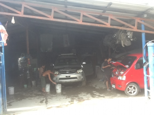 @@ทำสีรอบคันถูกสุด10,000บ.(รถเล็กจิ๋ว)  (รถเล็ก,รถกลาง-ใหญ่12000-18000บ.)รับงานประกันทุกบริษัท มีรับประกันผลงานสี6เดือน(ตามเงื่อนไข สภาพสี และ ราคา) สีอยู่คงทน4-5ปี(การใช้งานปกติ)ช่างมืออาชีพ บริการงานรถครบวงจร ซ่อม เครื่อง ช่วงล่าง เกียร์ ไฟ แอร์ ได แบต