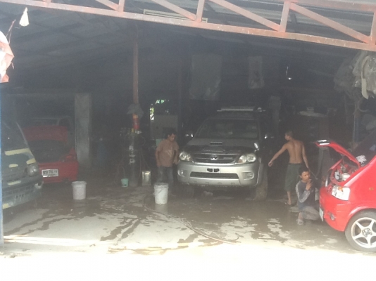 @@ทำสีรอบคันถูกสุด10,000บ.(รถเล็กจิ๋ว)  (รถเล็ก,รถกลาง-ใหญ่12000-18000บ.)รับงานประกันทุกบริษัท มีรับประกันผลงานสี6เดือน(ตามเงื่อนไข สภาพสี และ ราคา) สีอยู่คงทน4-5ปี(การใช้งานปกติ)ช่างมืออาชีพ บริการงานรถครบวงจร ซ่อม เครื่อง ช่วงล่าง เกียร์ ไฟ แอร์ ได แบต