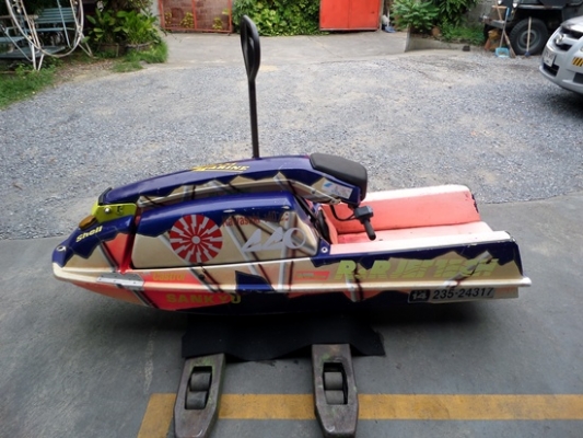 เจ็ทสกี KAWASAKI 550 อุปกรณ์แต่งญี่ปุ่น