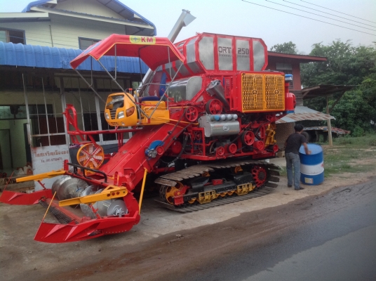 พร้อมใช้งานKM-50 เช็คใหม่ทำใหม่ทั้งคัน เจ้าของ ขับเองดูแลเป็นอย่างดี พร้อมใช้งานKM-50 เช็คใหม่ทำใหม่ทั้งคัน เจ้าของ ขับเองดูแลเป็นอย่างดี