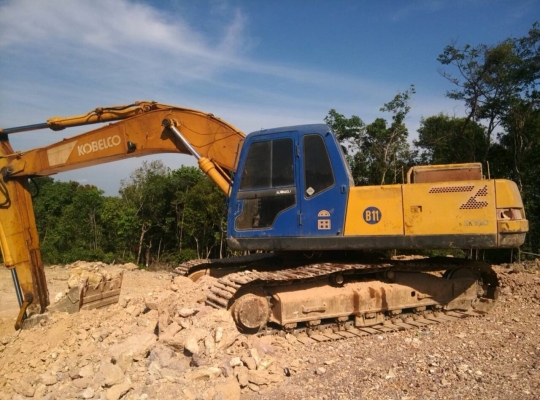 ขาย แบคโฮ Kobelco 310 แอร์ ไฟฟ้าเดิม เล่มทะเบียน สนใจโทร0819701072