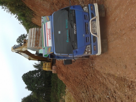 บริการถมที่ด้วยรถบรรทุกหกล้อขนาดกลาง  ในพื้น อ ควนขนุน และบริเวรใกล้เคียง  จ  พัทลุง     พงศกรขนส่ง