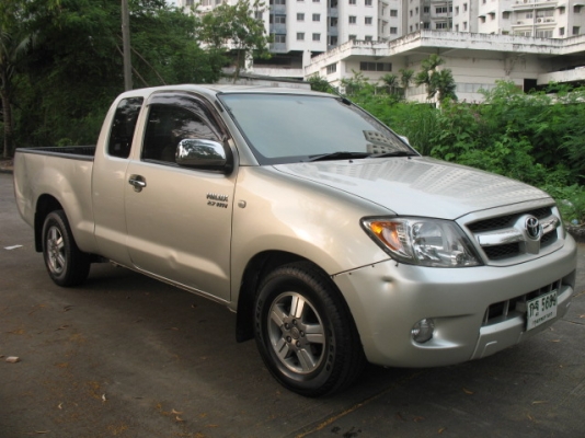 VIGO 08  2.7 LPG  ไม่เคยชนหนัก มีเบียดตามรูป