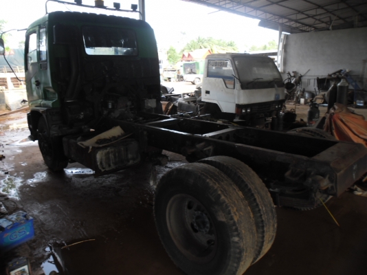 ขายหัวคัสซี ISUZU DEGA195 EURO 1 เครื่องดี คัสซีมีสนิมนิดหน่อยทะเบียนพร้อม สำหรับไปต่อดั้ม