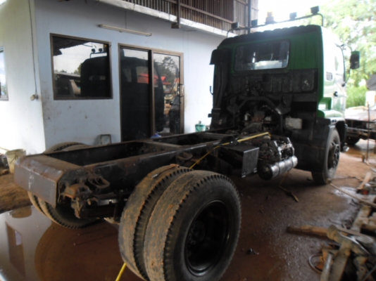 ขายหัวคัสซี ISUZU DEGA195 EURO 1 เครื่องดี คัสซีมีสนิมนิดหน่อยทะเบียนพร้อม สำหรับไปต่อดั้ม