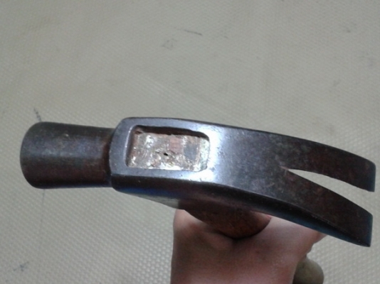 ค้อนหงอน Germany