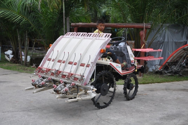 ขายรถดำนา YANMAR RR40 สภาพสวยเดิมจากญี่ปุ่นยังไม่เคยใช้ในไทย 55,000 เท่านั้น!!