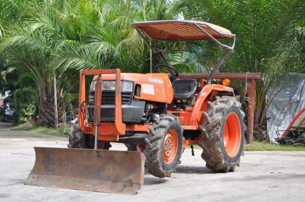 ขายรถไถราคาถูก KUBOTA L3408 ขับ4ล้อ สภาพสวยเดิม หาอยู่รับรองไม่ผิดหวัง 240,000 บาท