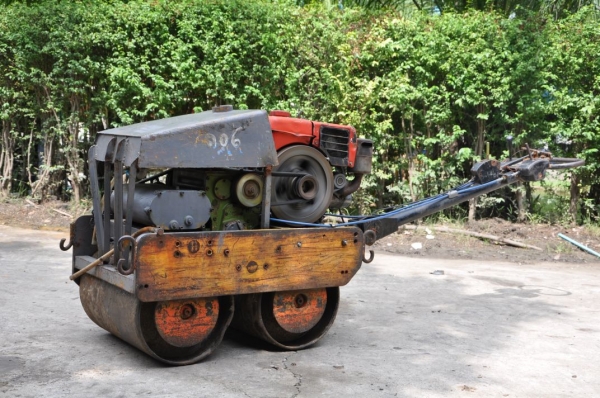 ขายรถบดดิน YANMAR NAKAOKA 6WD สภาพสวยเดิมจากญี่ปุ่นยังไม่เคยใช้งานในไทย อุปกรณ์ครบพร้อมใช้ 48,000เท่านั้น!!